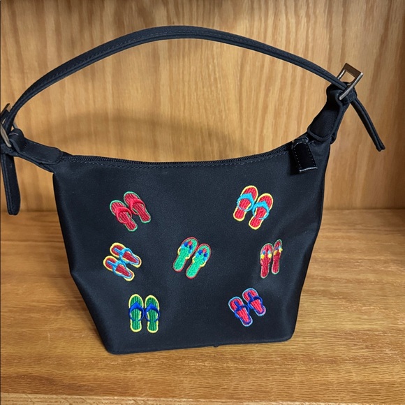 Handbag - Picture 3 of 10